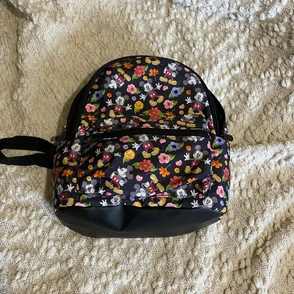 Bioworld | Bags | Bioworld Disney Mickey Mini Backpack 